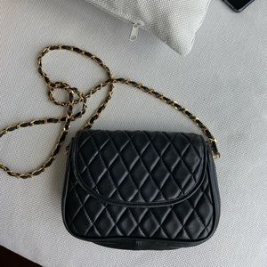 Vintage leather bag